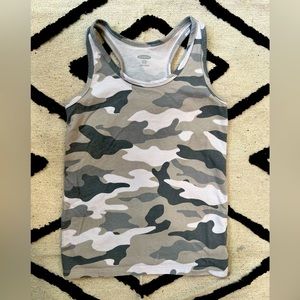 Old navy grey Camo tank size medium 8